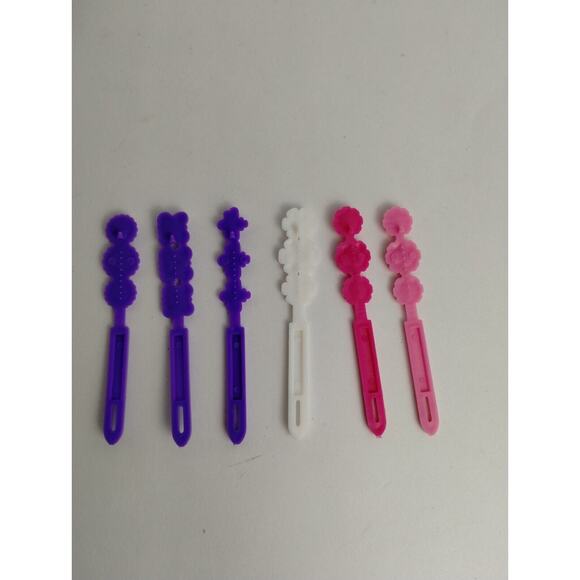 Vintage Girls Hair Barrettes - Plastic Snap Tight - Plus Ponytail Holder Balls - Picture 3 of 4